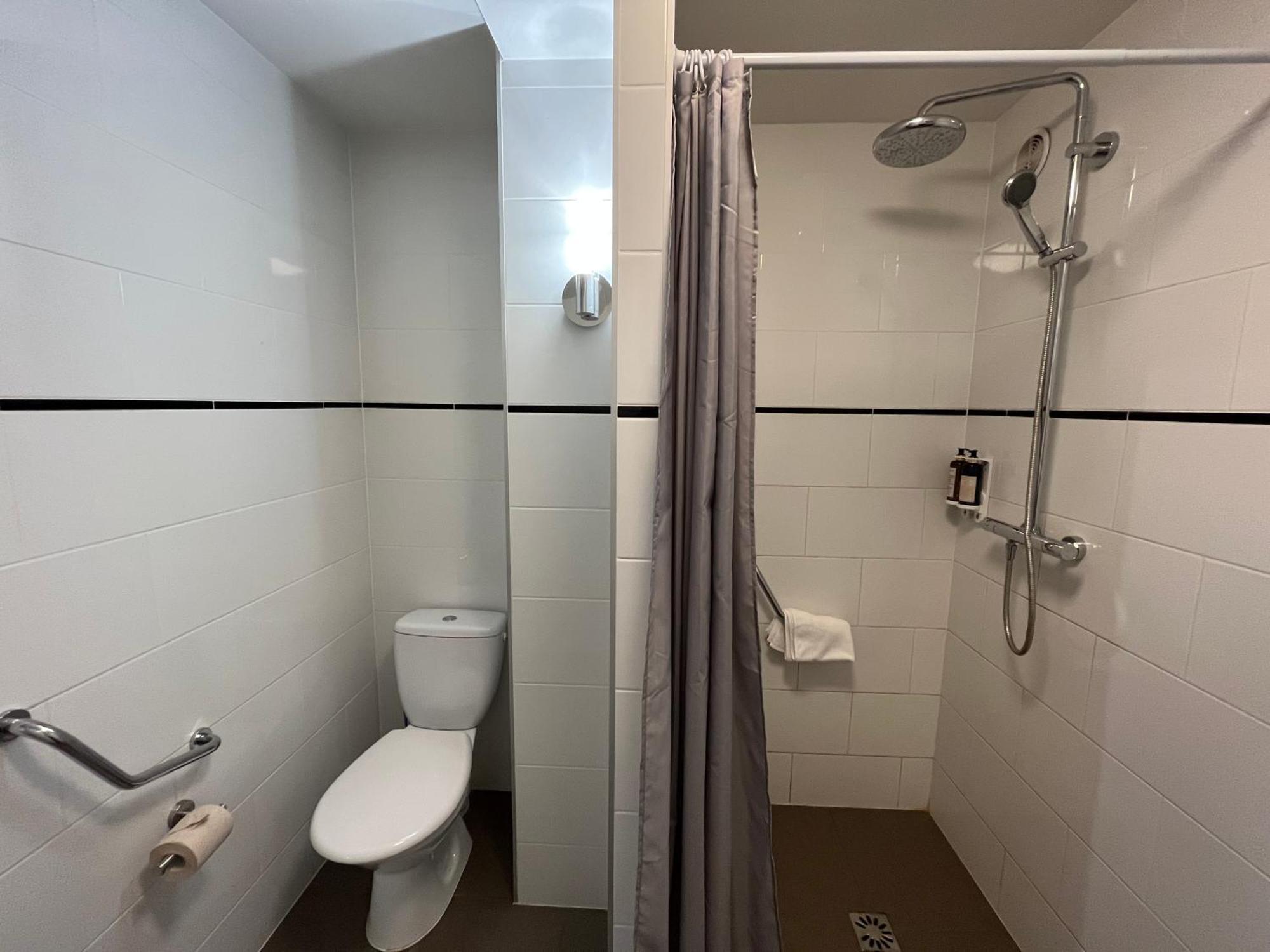 Hotel Beauquartier Montmartre Paris Bagian luar foto
