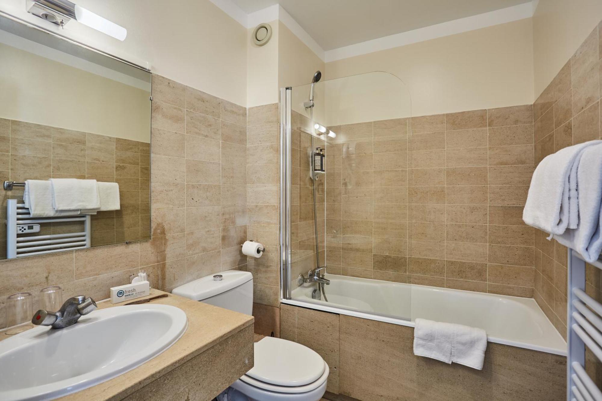 Hotel Beauquartier Montmartre Paris Bagian luar foto