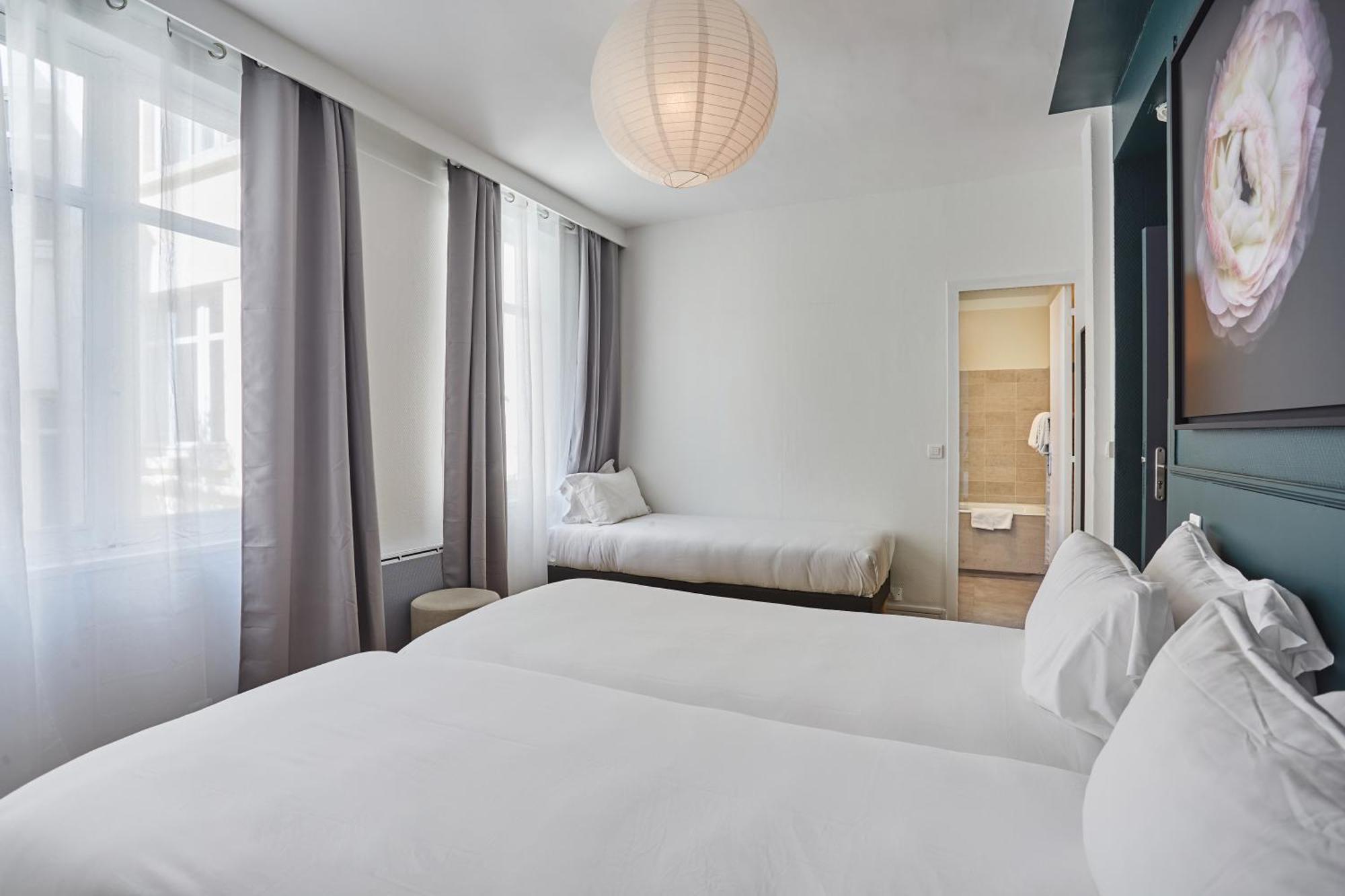 Hotel Beauquartier Montmartre Paris Bagian luar foto