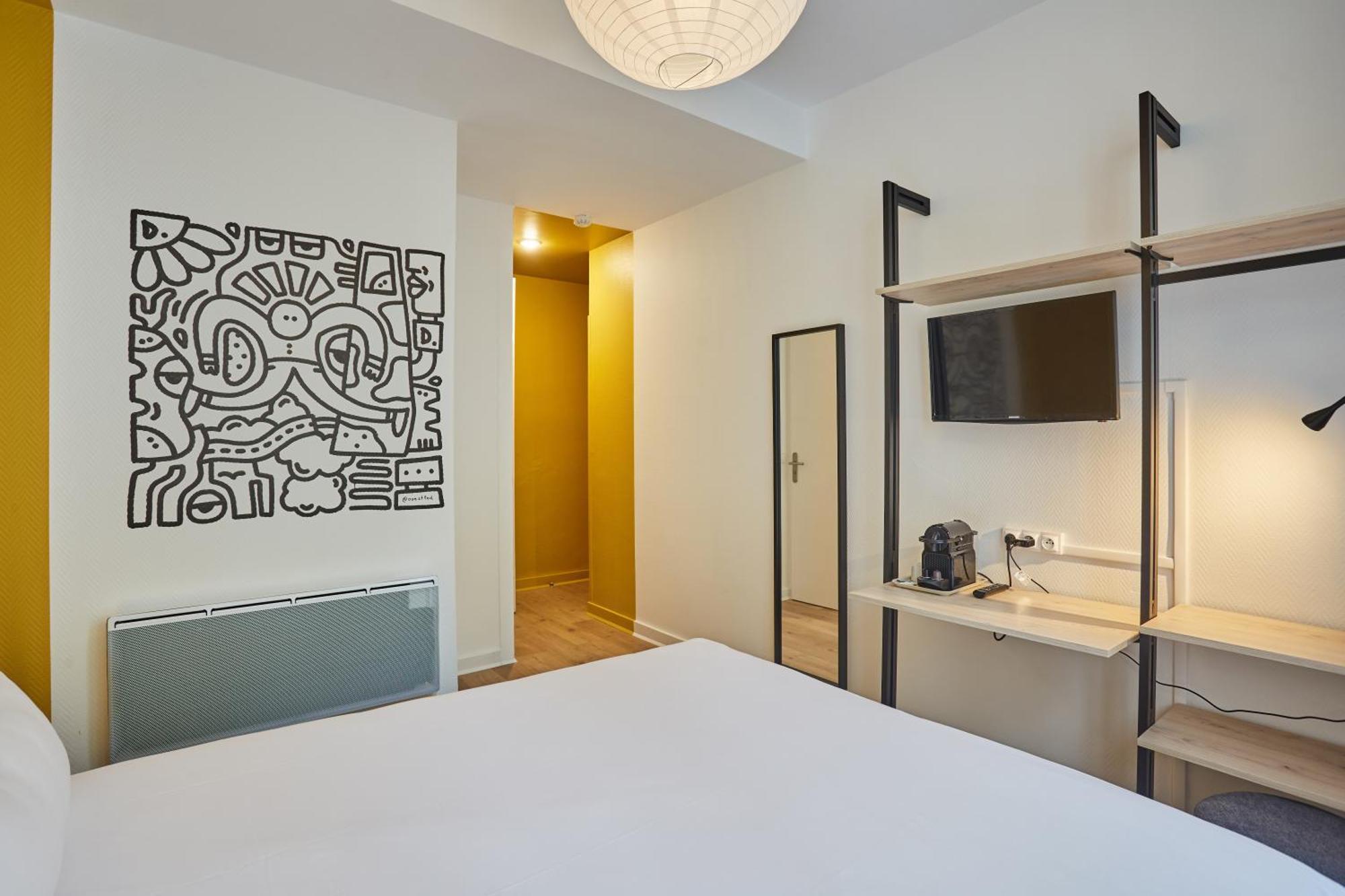 Hotel Beauquartier Montmartre Paris Bagian luar foto