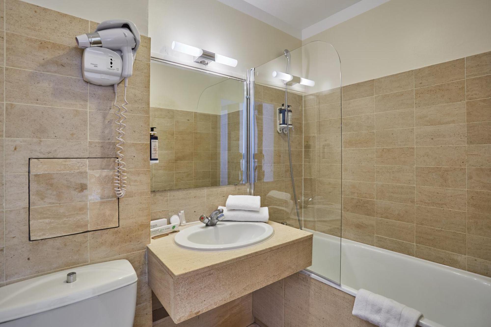 Hotel Beauquartier Montmartre Paris Bagian luar foto